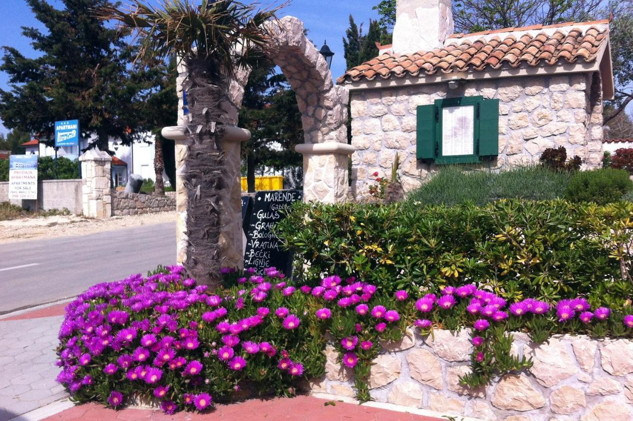 Apartments With A Parking Space Vrsi - Mulo, Zadar - 3276 Exteriör bild